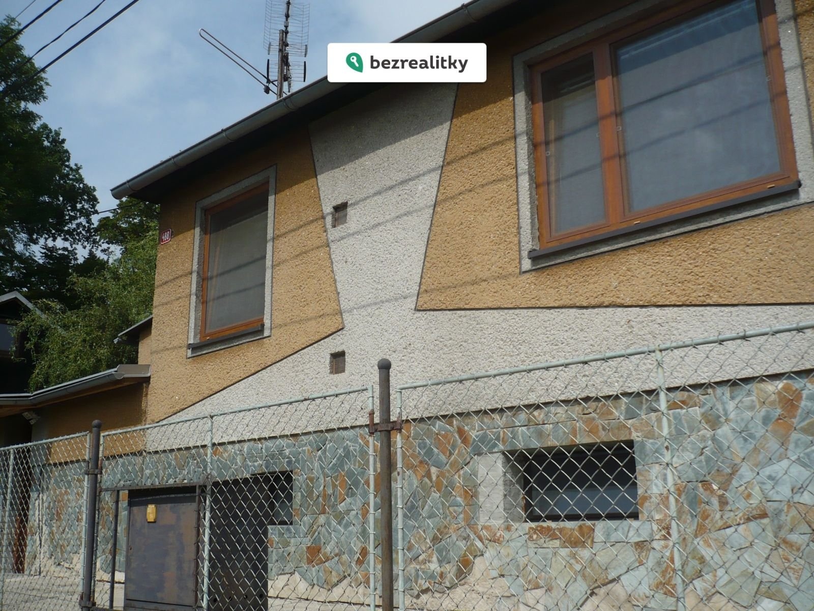 1771483868-qtjqfaedhl-1