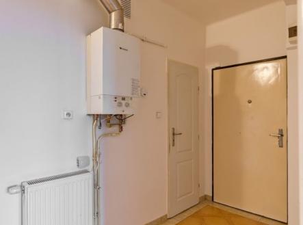 1771855307-wvhmxbiqok-chodba