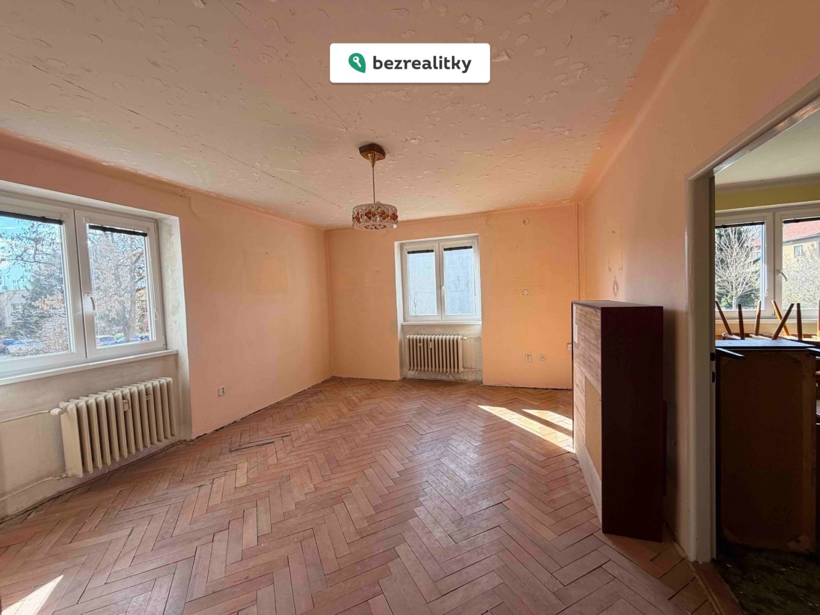 1773753469-rljqmnluem-img-2943