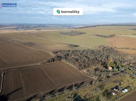 Prodej pozemku, zemědělská půda, 15 665 m²