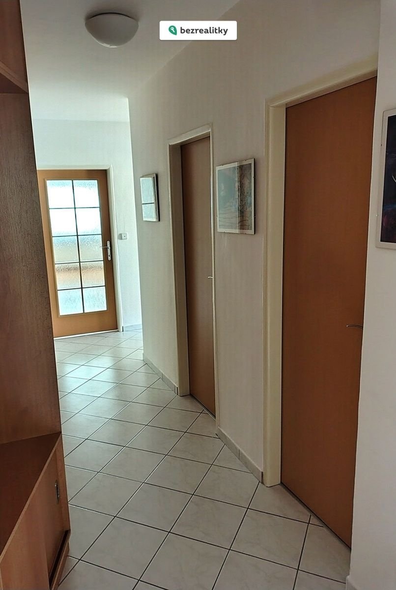 1772868798-kisoyrbdfy-chodba-3