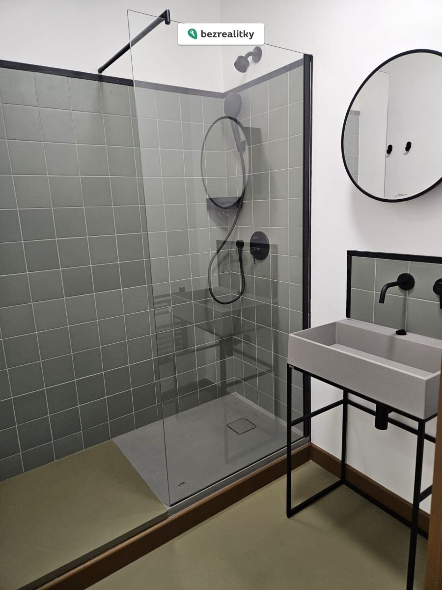 1771871221-vjtynewqre-11