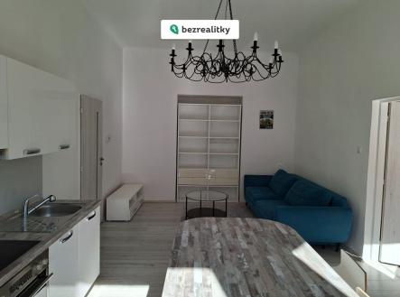 1773417012-vxcjyiurgh-1093