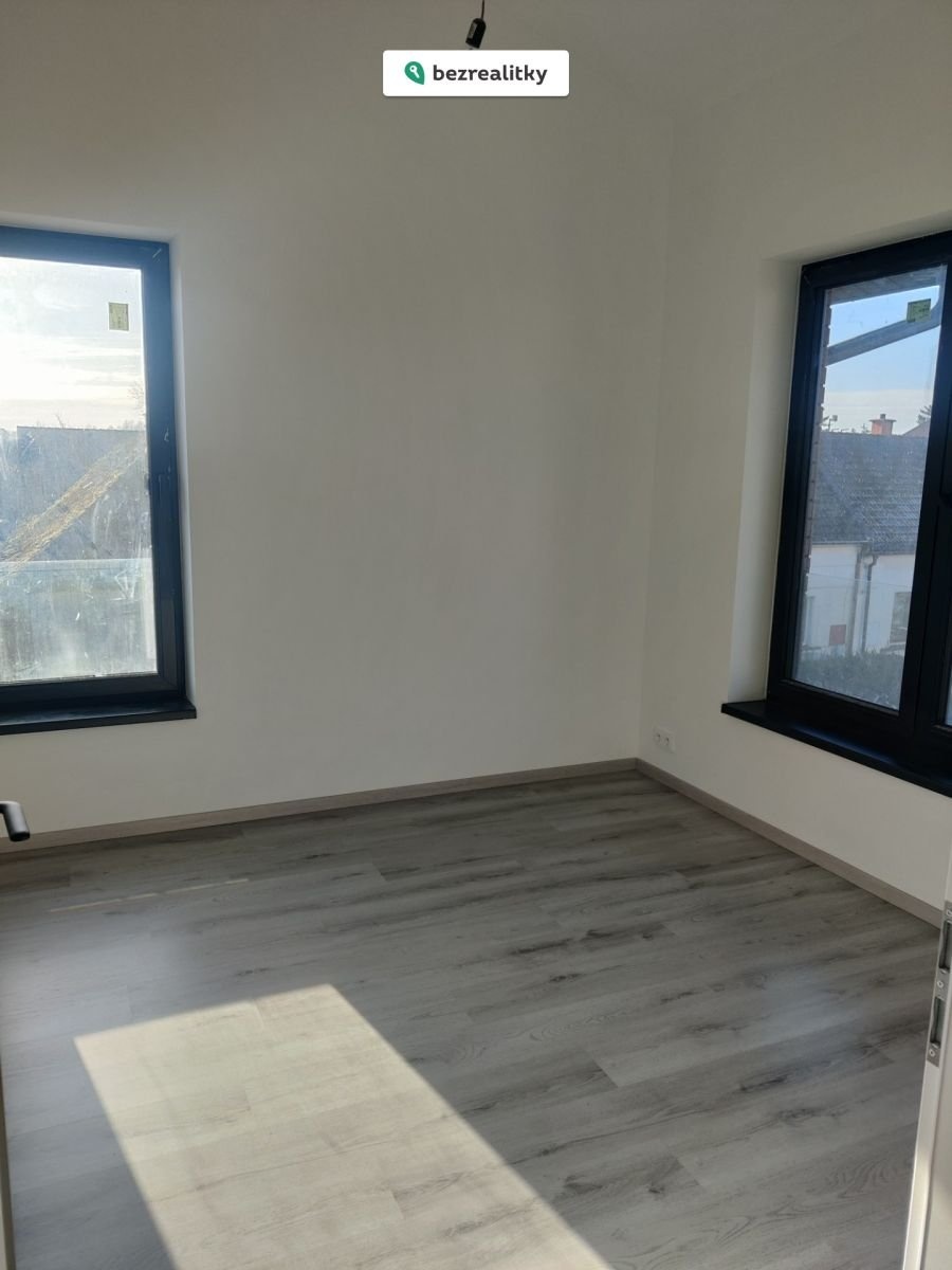 1772012754-weujrlzxtj-img-20260225-092817