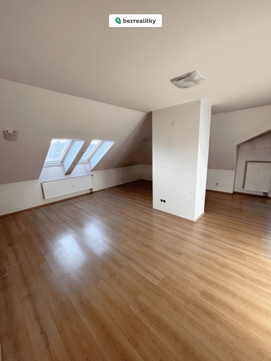 1772225664-lkgxatbdmw-img-2177