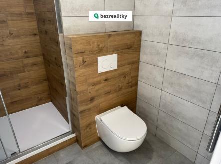 1772099135-ybjufbucci-15