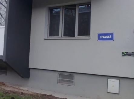 1772134925-sqjwtimvic-lod-c5-beie-pohled-zvenku