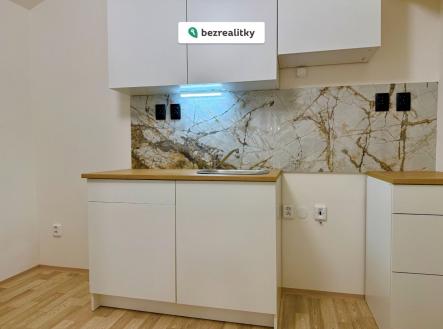 1763049194-ylcjlendte-img-0256