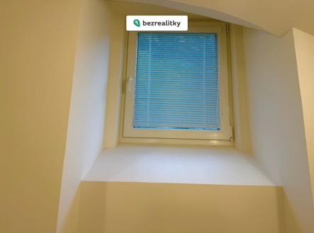 1763049193-jdyygepwtw-img-0052