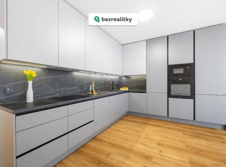 Prodej bytu, 3+kk, 100 m²