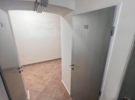 Prodej komerčního objektu, jiný, 2 m²