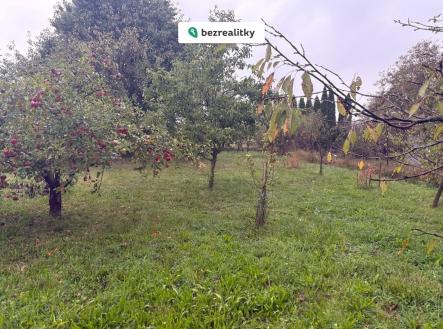 Prodej pozemku, zahrada, 890 m²