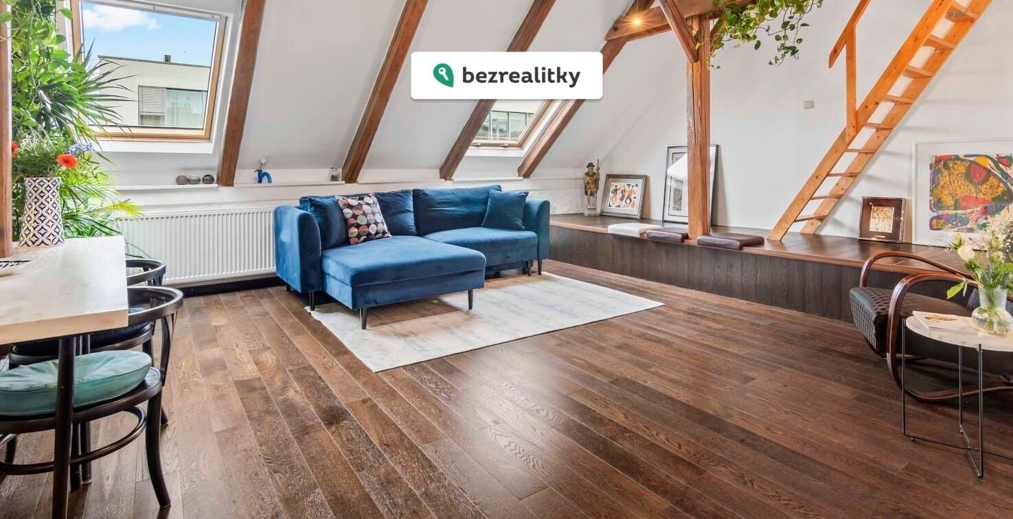 1772743490-hdpozfqabw-livingroom4