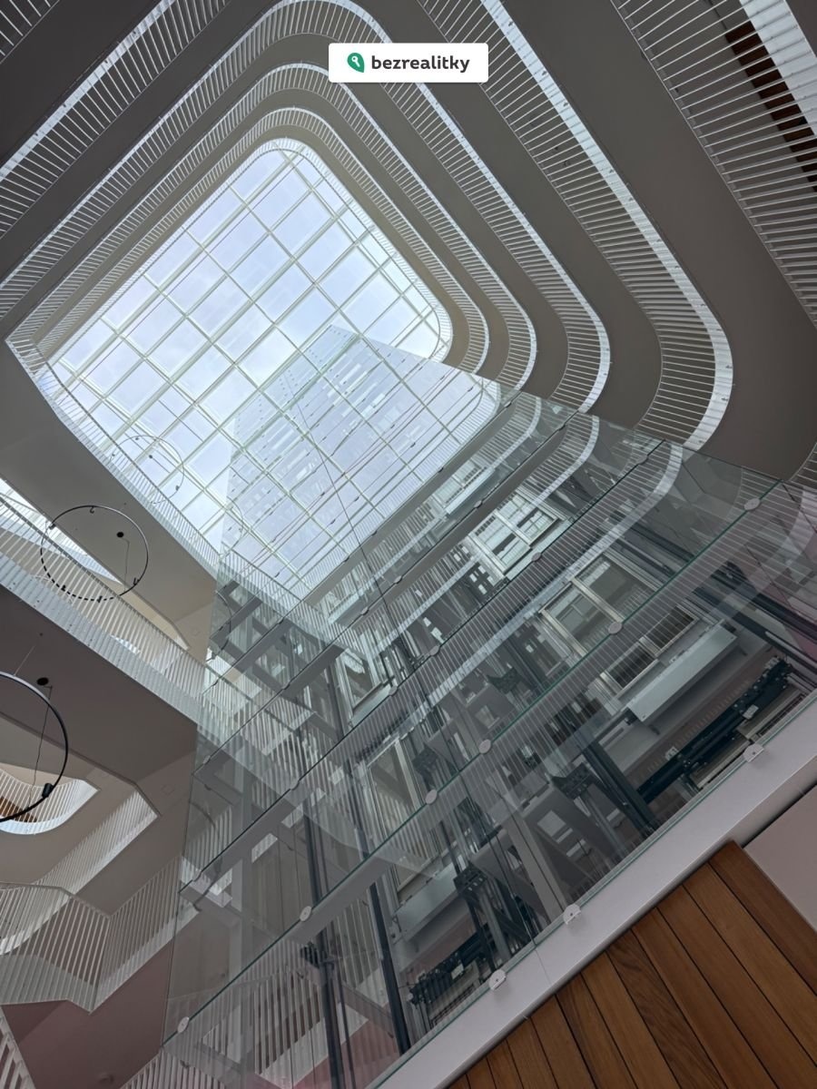 1772792791-zizpduvoid-img-1454