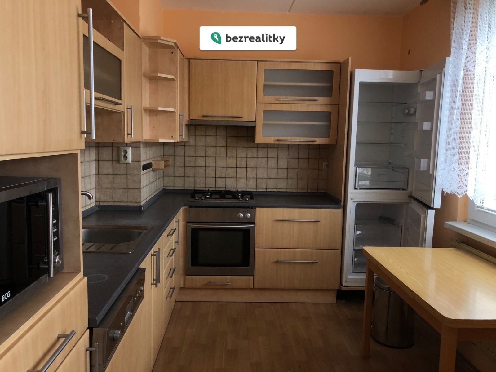 1772813592-sglzbhumct-img-6166