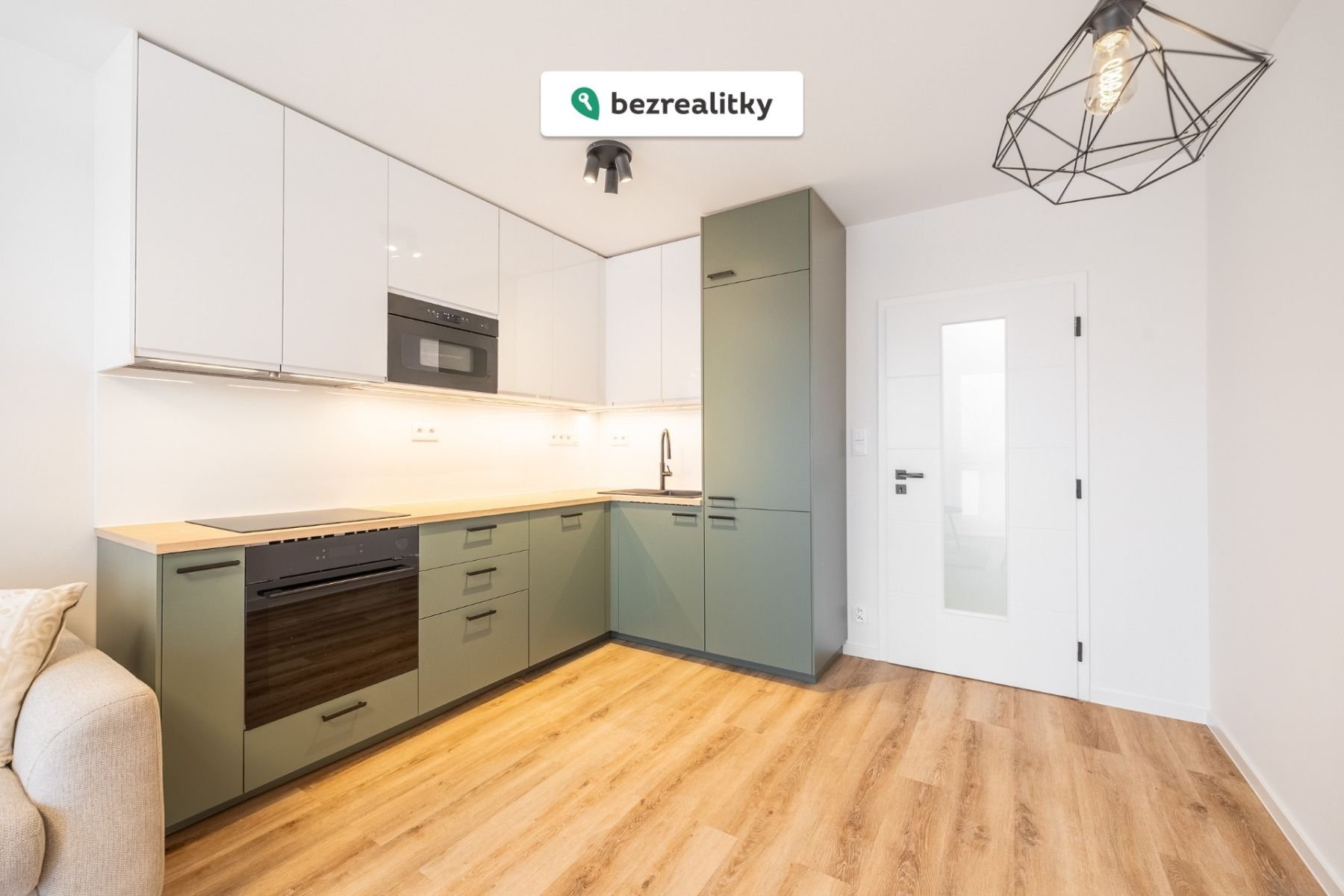 1775896126-ljanynprxz-obyvak-s-kk-285-29