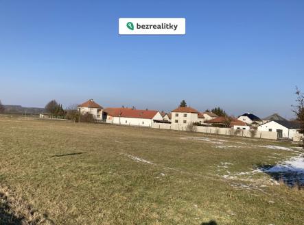 Prodej pozemku pro bydlení, 3 300 m²