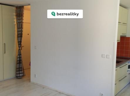 1772900757-gybzpqutth-ob-c3-bdv-c3-a1k-3