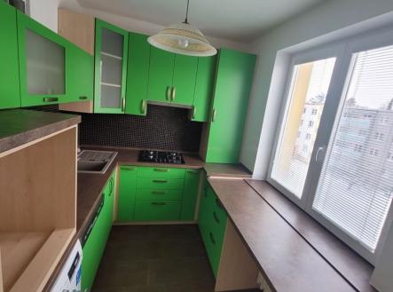 1771442199-myovspzeiw-20260216-082444