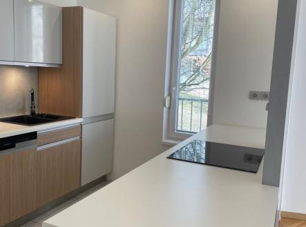 Prodej bytu, 3+kk, 108 m²