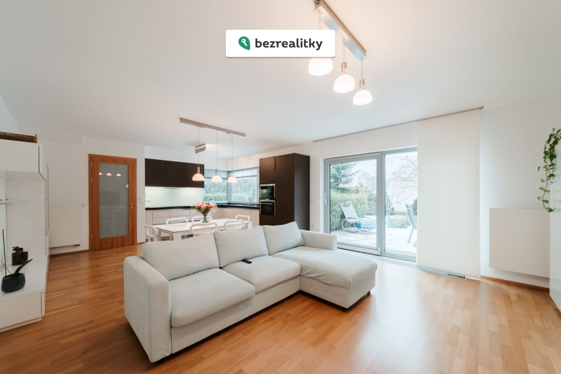 1768228464-bukqfyxoqy-1-281-of-39-29