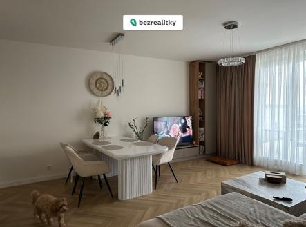 1773702446-oscrfkaqaa-img-6739