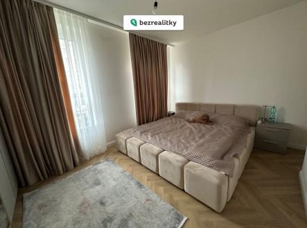 1773702447-puopqmynwh-img-6733