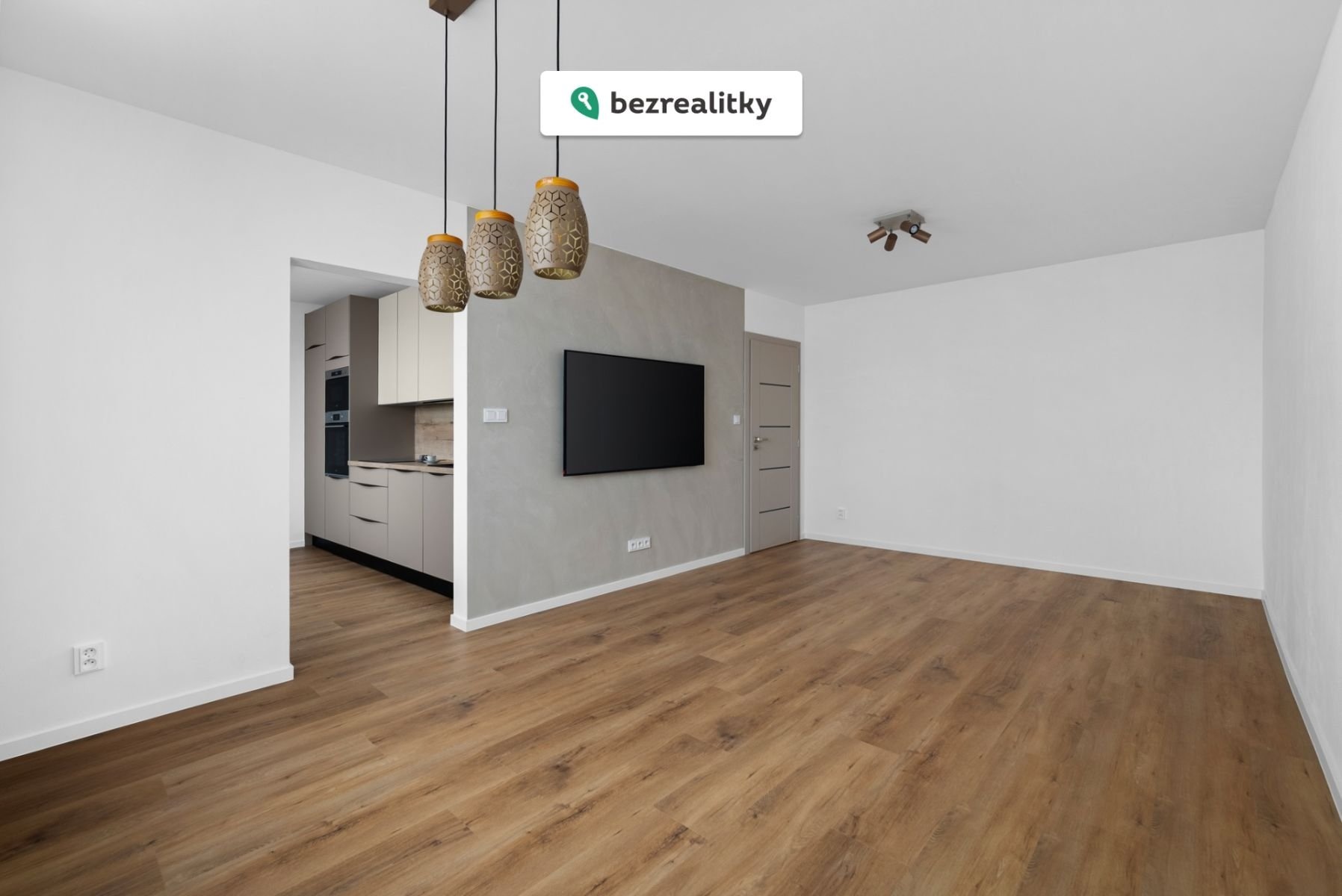 1773737940-bpyyjjvmjf-dsc02571