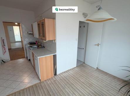 1773858355-ulcvrbpiin-byt-032-kuchyn