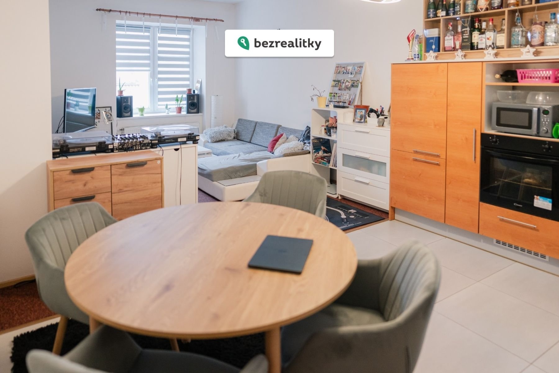 1773935448-vhdglqtofl-kuchyn-c4-9b-a-obyv-c3-a1k-281-29