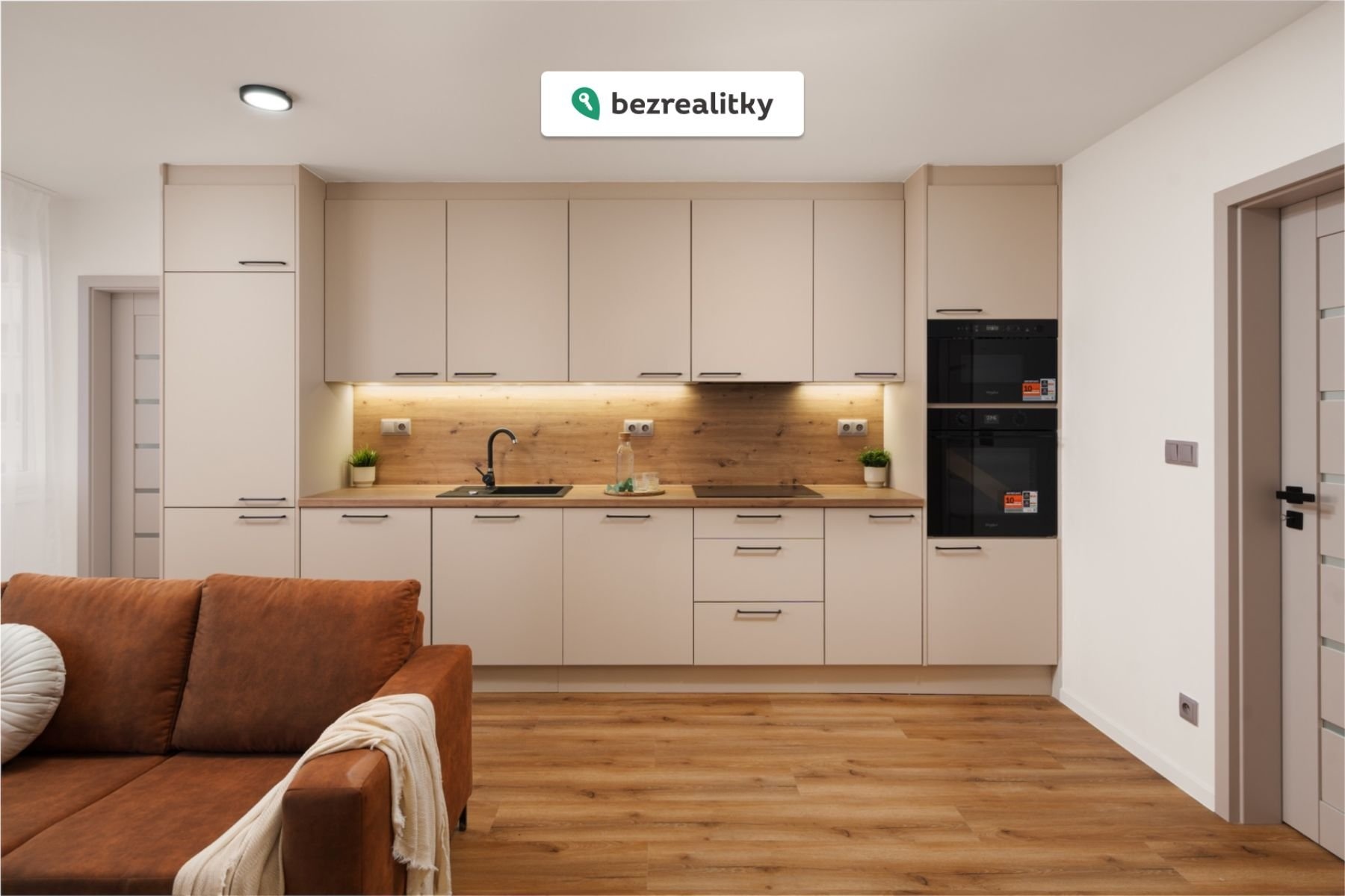 1774034119-ikwmxwgsic-janosikova-283-of-15-29