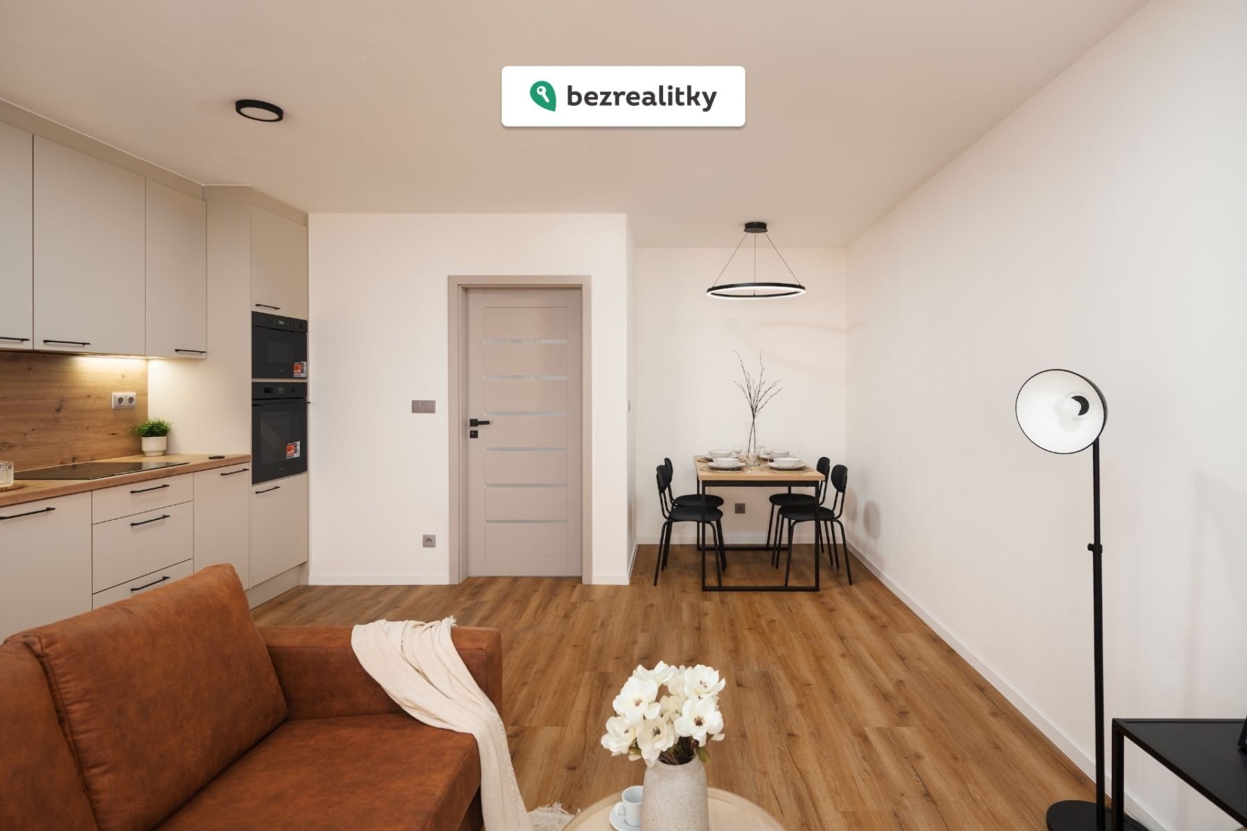 1774034120-oktqgxmkkq-janosikova-284-of-15-29