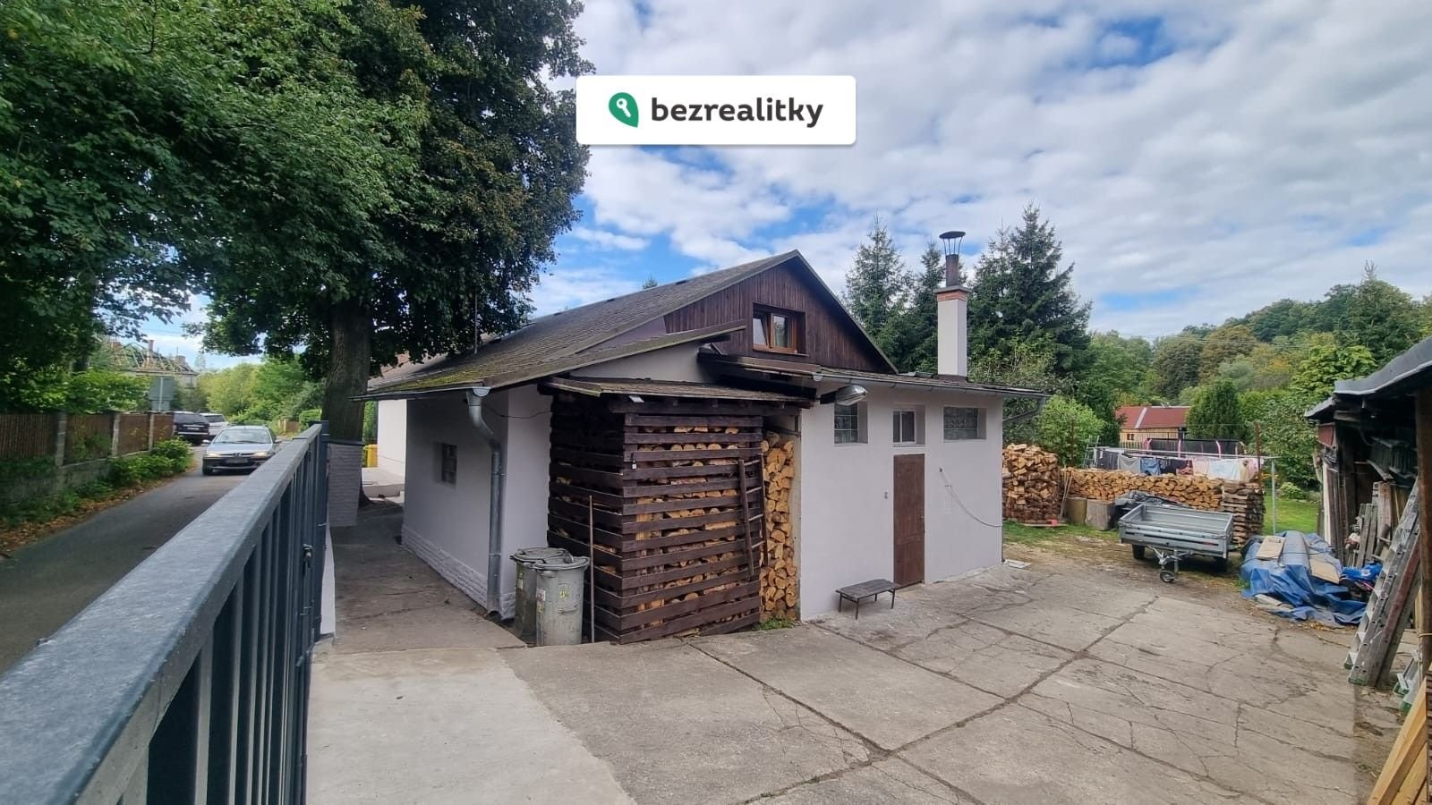 1774166695-cccyibuihk-1000082964