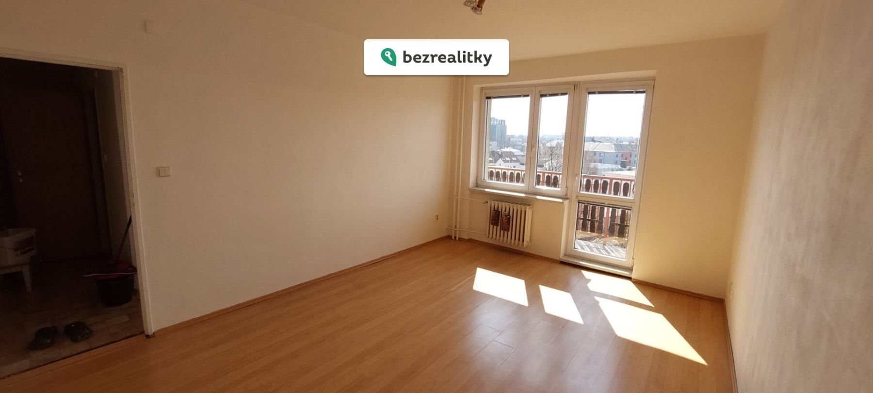 1774298432-hybfzzehou-1000045588