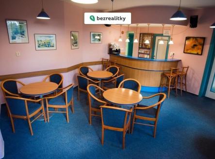 Prodej komerčního objektu, jiný, 784 m²