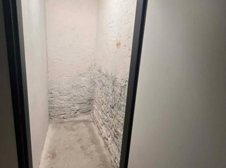 Prodej komerčního objektu, jiný, 2 m²