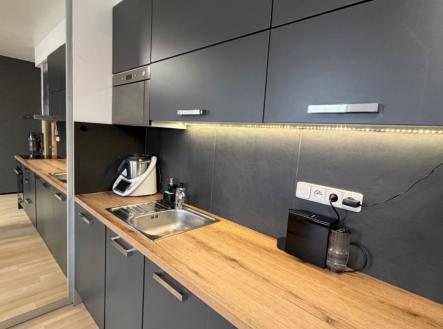 Prodej bytu, 1+kk, 42 m²