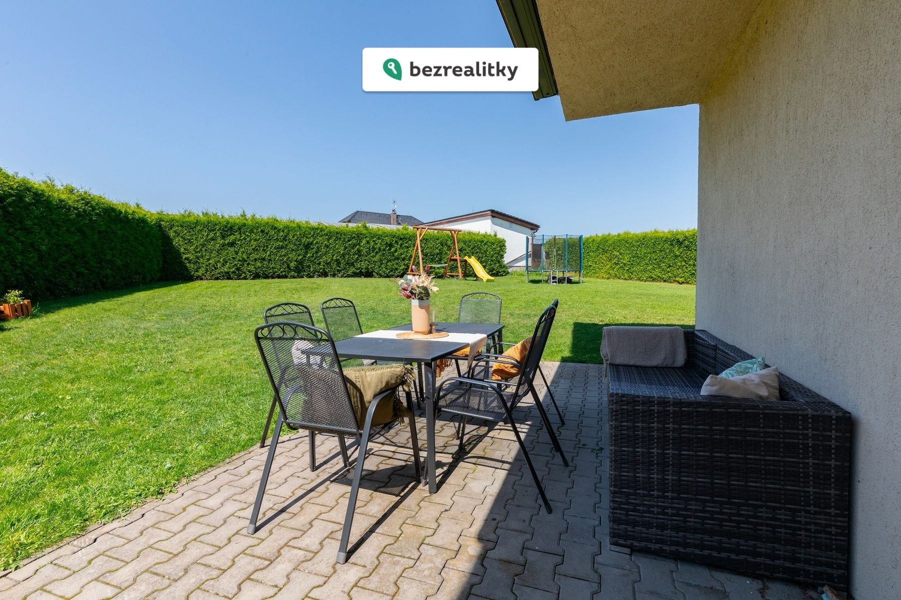 1774540083-lhodbkbime-4