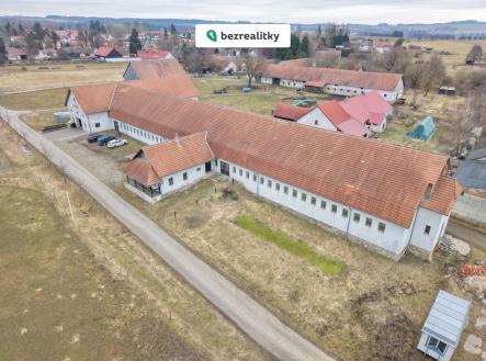 Prodej komerčního objektu, jiný, 1 393 m²