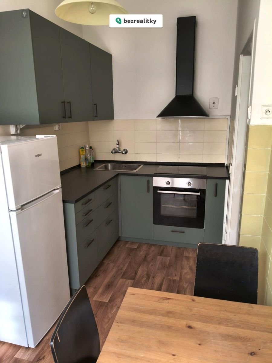 1774635518-xfuoamxqxa-kuchyn-realitni-jemne-281-29