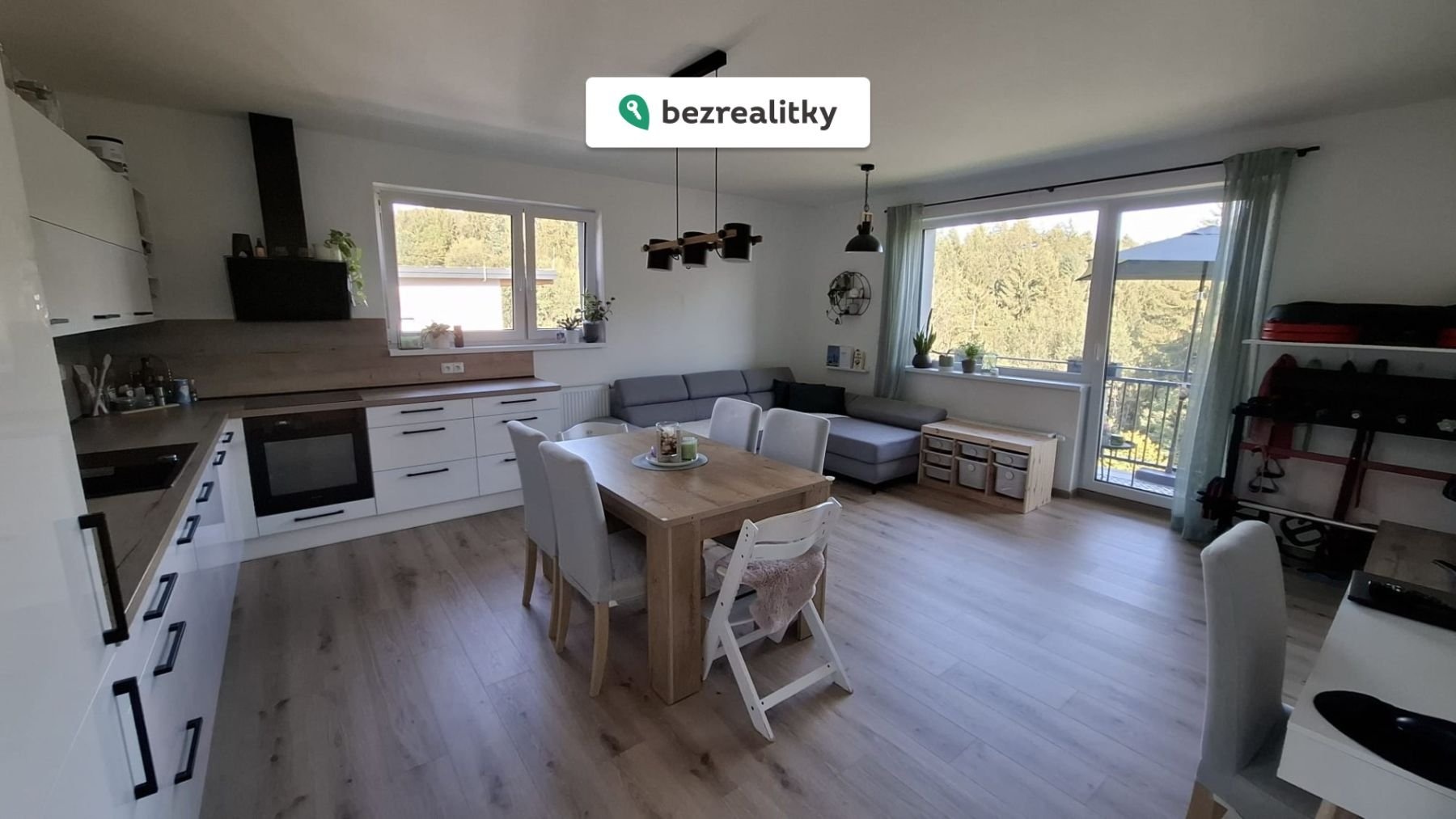 1774724424-jkakjtslqx-whatsapp-image-2026-03-28-at-16-11-04