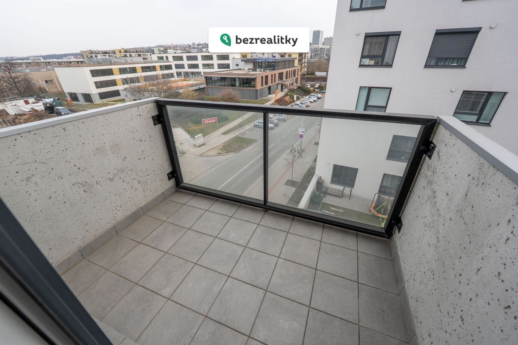 1774518898-kkqueevook-dsc08434