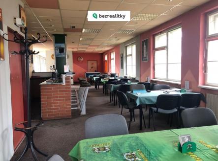 Prodej komerčního objektu, jiný, 560 m²
