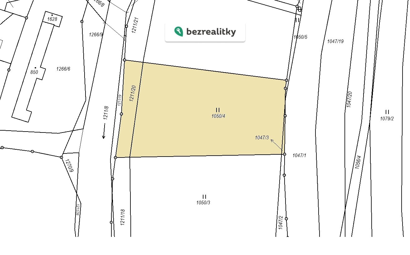 1774952684-lfvtdrmkom-parcela-v-drahach-luhacovice-zvyrazneno