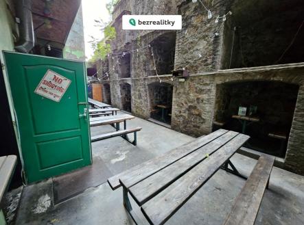 Prodej komerčního objektu, jiný, 100 m²