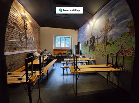 Prodej komerčního objektu, jiný, 100 m²