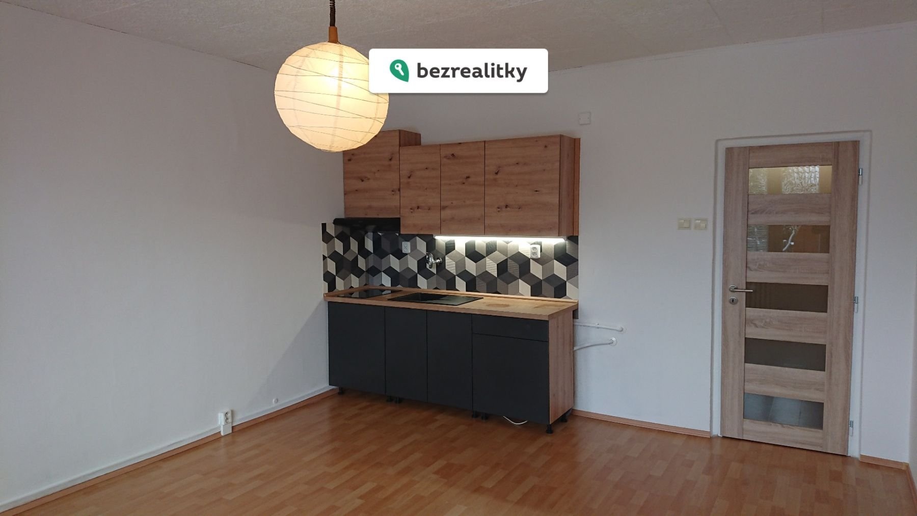 1775171519-xzbrsxlwjb-dsc-9249