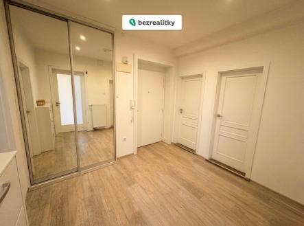 Prodej bytu, 3+kk, 72 m²