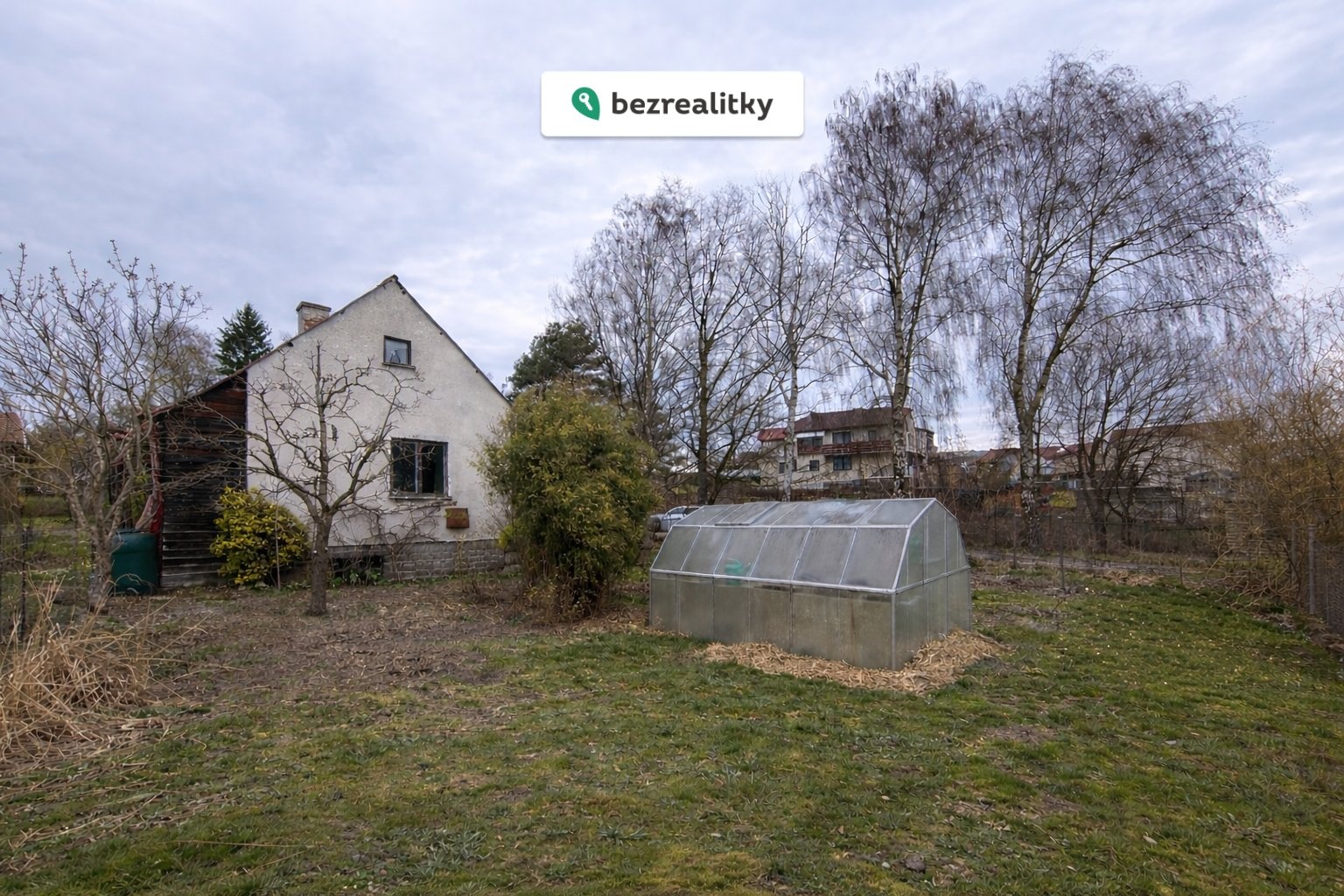 1775504977-wbzkimmpho-chata2