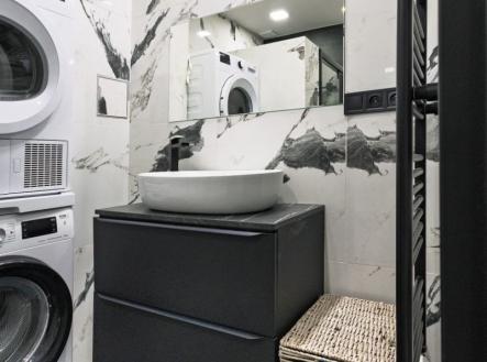 1775833349-khwiwzrydn-koupelna1